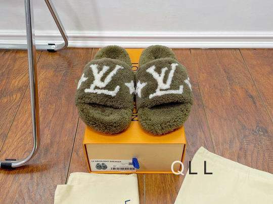 Picture of Louis Vuitton Shoes _SKULVsz35-41LL012012764